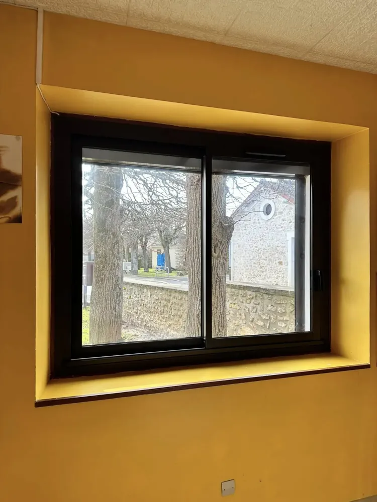 Pose fenêtres alu à Blandy