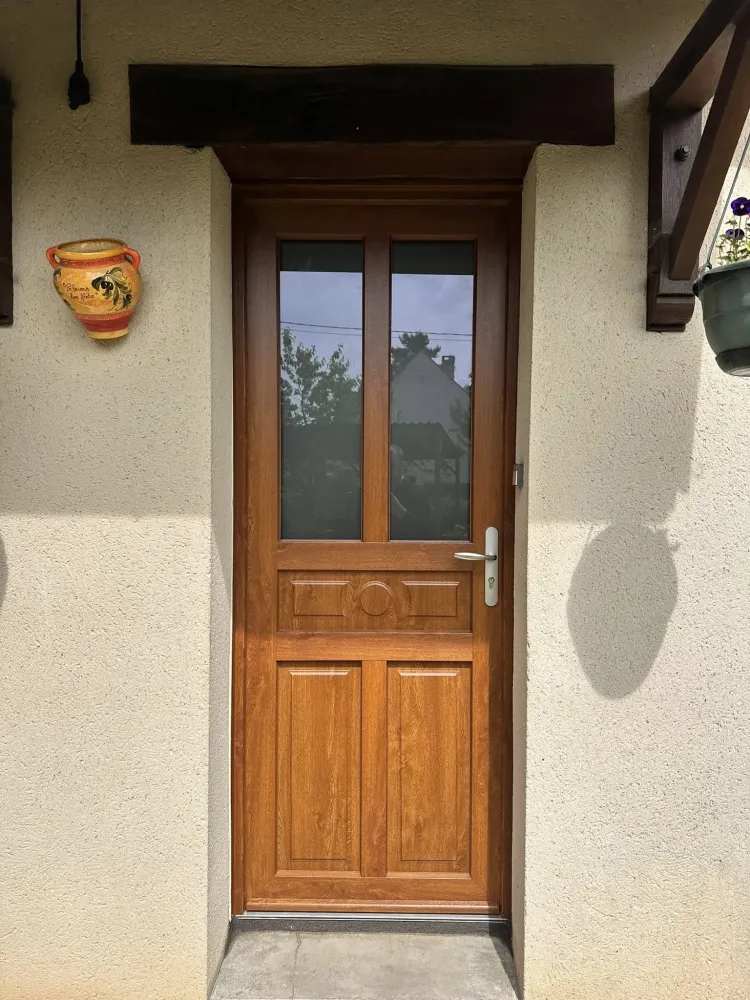 Portes d'entrée bois à Blandy