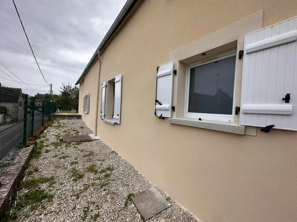 Pose fenêtres bois à Blandy